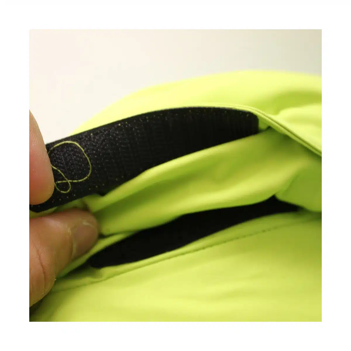 raid-shell-jacket_kapuze